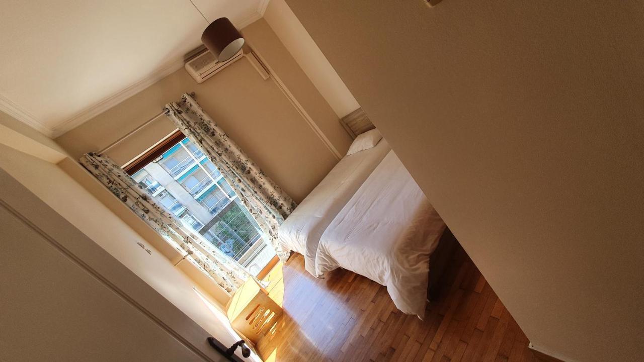 90m² 2 slaapkamer, 1 privé badkamer Appartement in Pagrati Athene Buitenkant foto