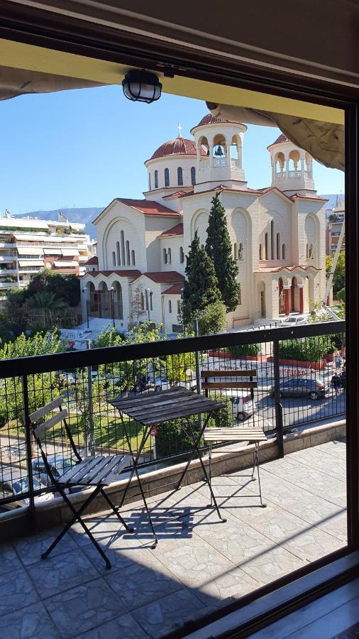 90m² 2 slaapkamer, 1 privé badkamer Appartement in Pagrati Athene Buitenkant foto
