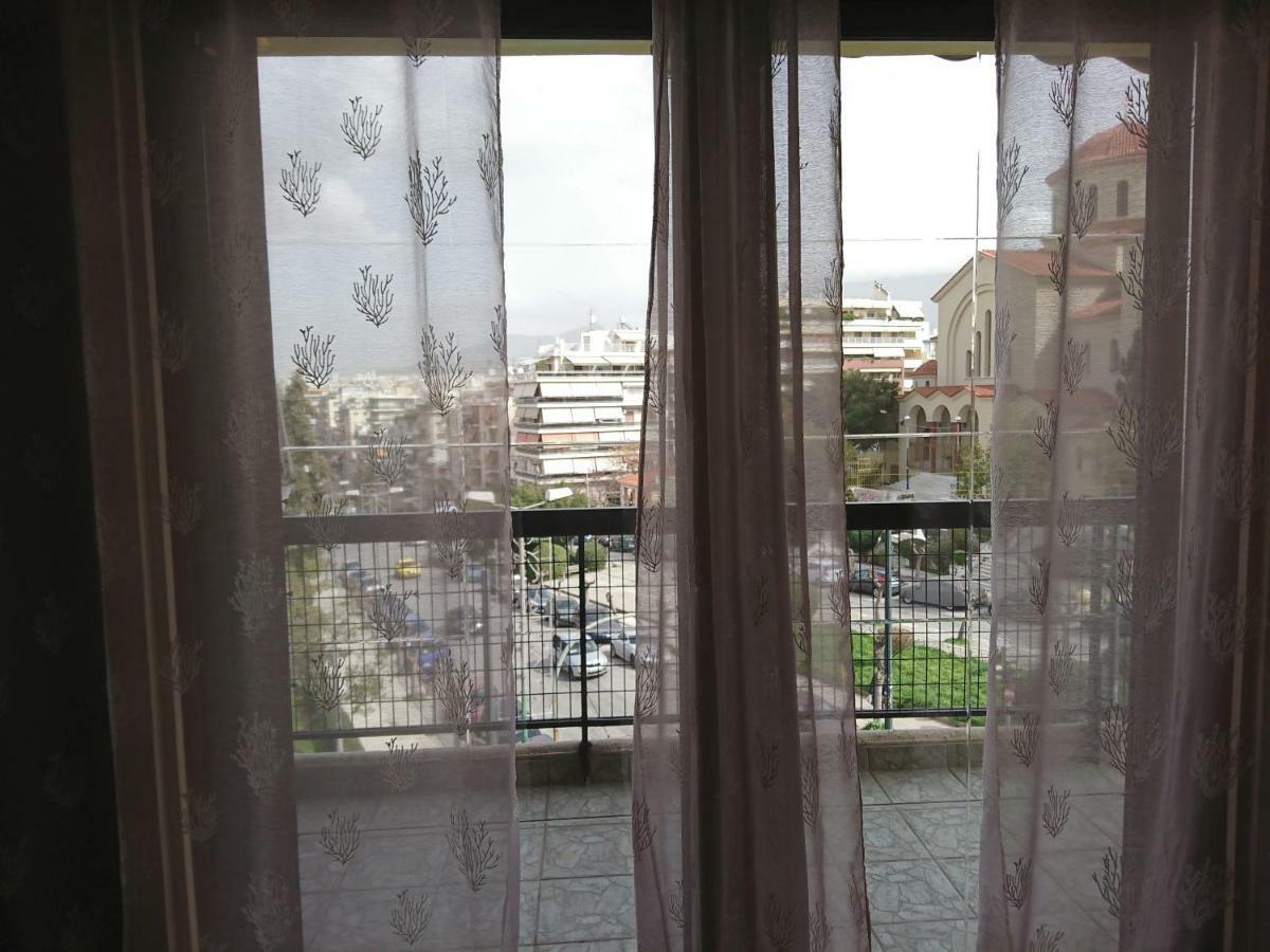 90m² 2 slaapkamer, 1 privé badkamer Appartement in Pagrati Athene Buitenkant foto